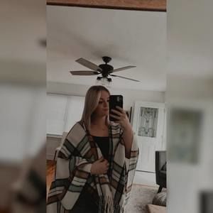 Meet your Posher, Ally